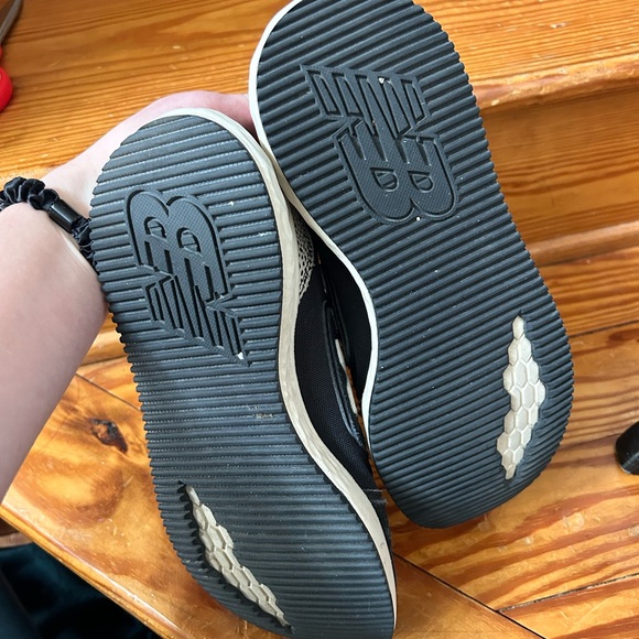 New Balance Women’s Foam X70 Black and White Sneakers - Picture 8 of 8